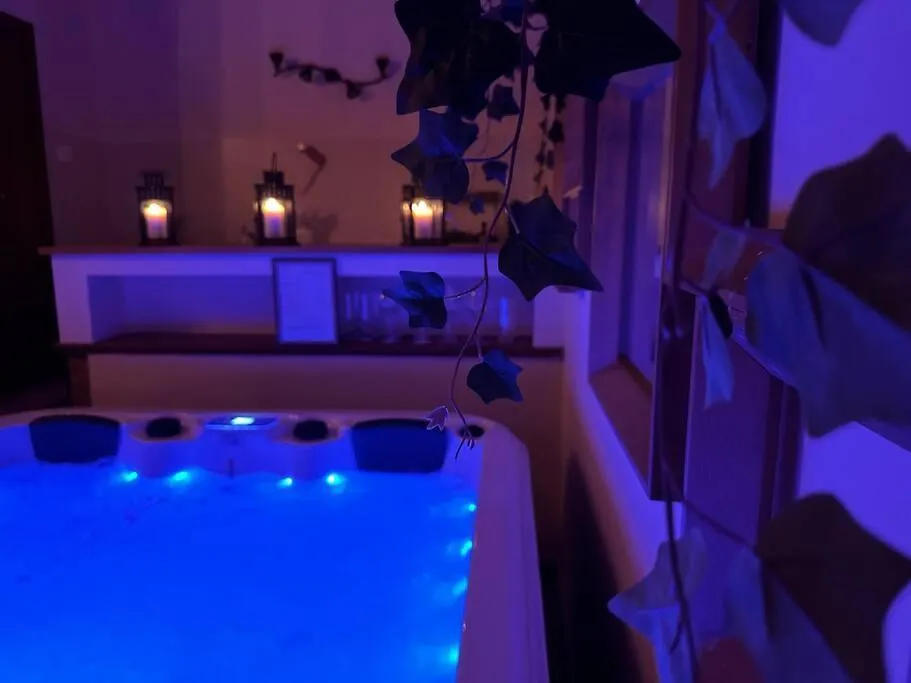 Relax Nella Jacuzzi In Toscana Colle Val D'Elsa